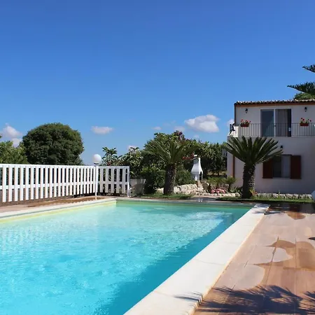 Clara Chiaramonte Gulfi