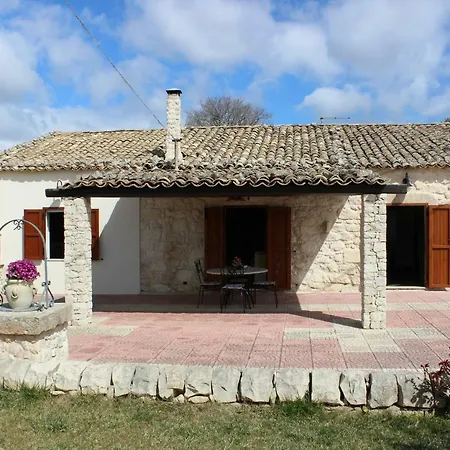 Clara * Chiaramonte Gulfi